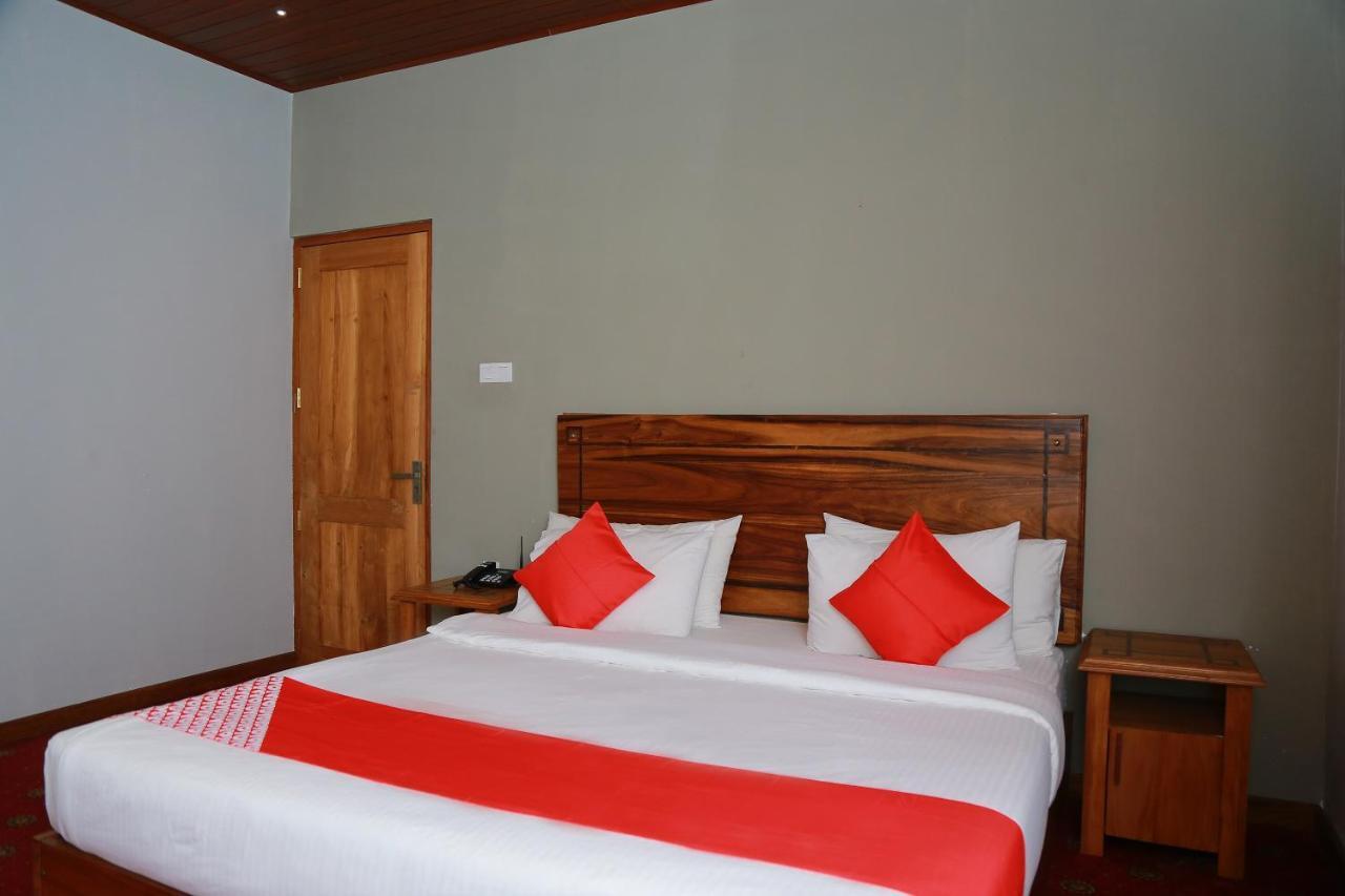 Oyo 278 Hotel Rivelka Kundasale Oda fotoğraf