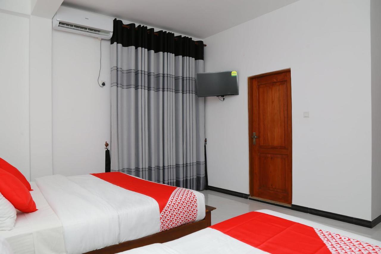 Oyo 278 Hotel Rivelka Kundasale Dış mekan fotoğraf